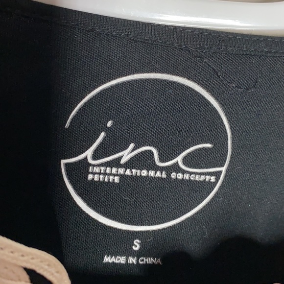 Inc International Concepts petite appliqué lace v neck top size S - Picture 5 of 7